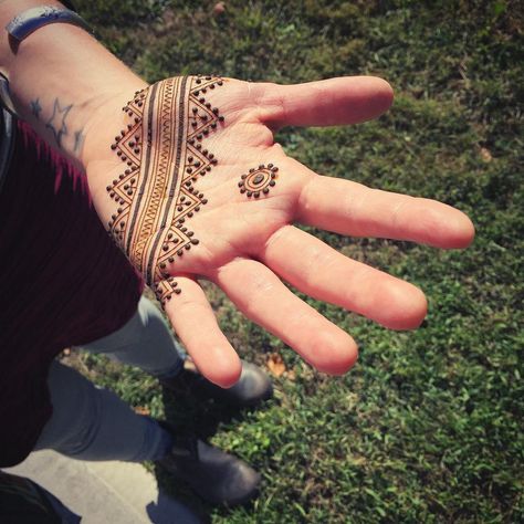 Mehndi by Bridgette Bartlett. Men Henna Tattoo, Simple Henna Patterns, Henna Crown, Mehndi Designs Finger, Henna Hand Designs, Wedding Henna Designs, Small Henna Designs, Moroccan Henna, Henna Inspiration