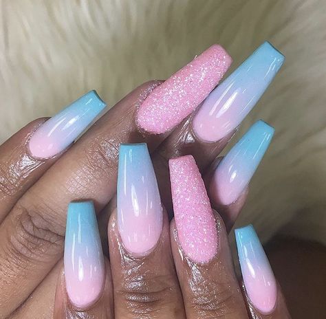 Cotton Candy Nail Designs, Cotton Candy Color Nails, Candy Nails Designs, Pink And Blue Nails, Dresses Fun, Ombre Nail Art, Cotton Candy Nails, Ombre Nail Art Designs, Candy Nails