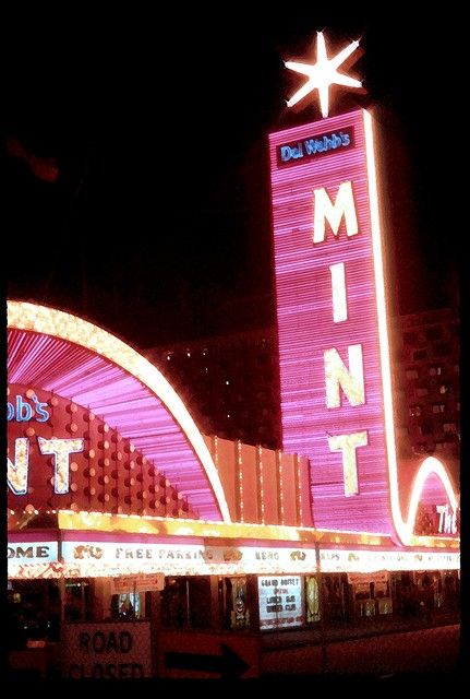 Mint Casino Las Vegas 159b | Las Vegas 1988 Downtown Mint Ca… | Flickr Vintage Casino Aesthetic, Vegas Chapel, Old Vegas, Vintage Vegas, Game Of Life, Loyalty Rewards, Downtown Las Vegas, Roman Holiday, Vegas Casino