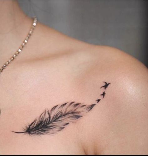 Tattoo Front Shoulder, Tattoo Plume, Tattoo Front, Small Feather Tattoo, Freedom Tattoos, Favorite Tattoos, Feather Tattoo Design, Tasteful Tattoos, Mother Tattoos