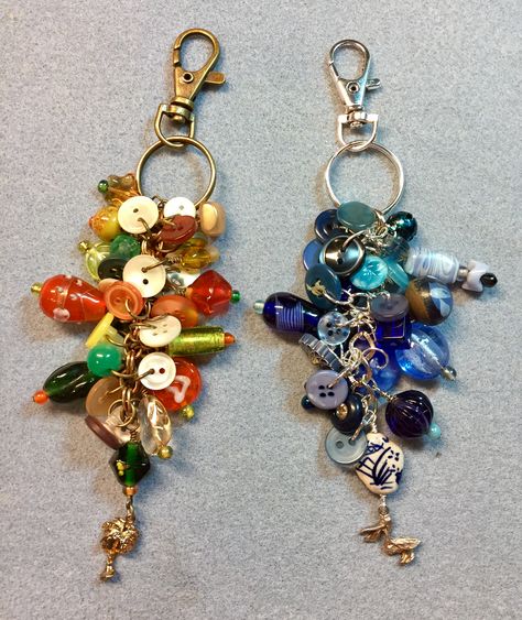 Purse charms/clips using vintage buttons, beads and charms. Custom made for client. Button Charms, Button Necklace, Purse Charms, Vintage Buttons, Diy Jewelry Making, Diy Jewelry, Jewelry Art, Jewelry Crafts, Jewelry Pieces