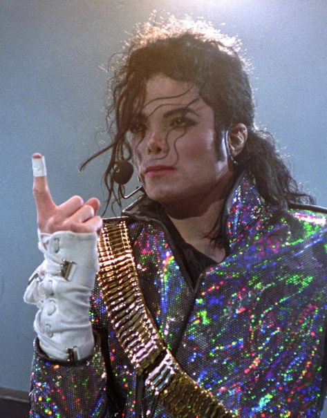 Michael Jackson Mj Dangerous, Michael Jackson Bad Tour, Michael Jackson Hot, Michael Jackson Dangerous, Michael Jackson Gif, Michael Jackson Rare, Photos Of Michael Jackson, Jackson Bad, Joseph Jackson