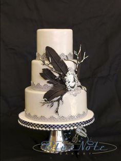 Edgar Allan Poe themed wedding cake Raven Wedding, Gothic Birthday Cakes, Wedding Cake Theme, Poe Boy, Gothic Viking, Illusion Neckline Wedding Dress, Biker Wedding, Wedding Titles, Lillian Rose