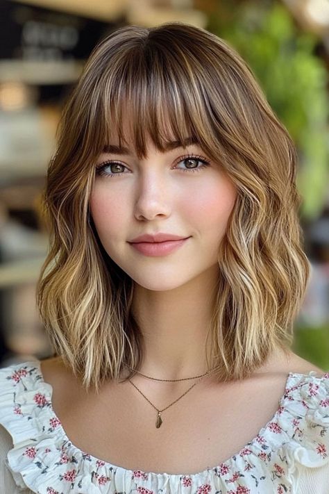 Soft Wavy Bob with Sun-Kissed Highlights, trendy long bob with fringe, long bob hairstyle with bangs Wavy Bob With Fringe, Long Bob Haircuts With Bangs, Bob With Feathered Bangs, Long Length Bob, Bob Hairstyles With Fringe, Hairstyles With Fringe, Long Bob With Fringe, Medium Length Hair Women, Long Bob Hairstyle