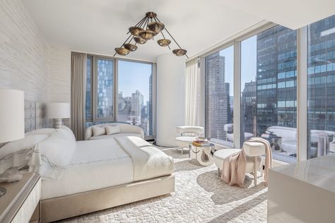 Floor To Ceiling Windows Apartment, Luxury Apartment Bedroom, Tower Bedroom, Central Park Tower, Minimalist Apartment Interior, New York Bedroom, Nyc House, Luxury Apartments Interior, Design Ložnic