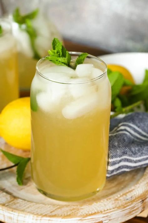 Jus De Citron - Haitian Lemonade - Savory Thoughts Haitian Legume, Jus Lemon, Blueberry Milkshake, Homemade Lemonade Recipes, Lemon Squeezer, Plantains Fried, Homemade Lemonade, Lemon Mint, Lemonade Recipes