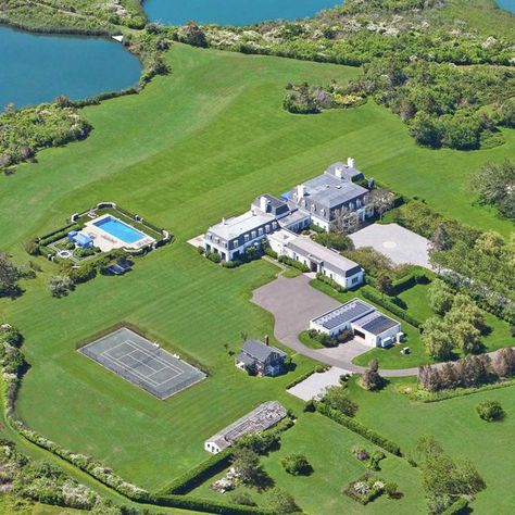 The Hamptons Houses, Hamptons Ny, Farm Estate, Family Compound, Expensive Homes, Farm Layout, Equestrian Facilities, Smart Home Design, Family Estate