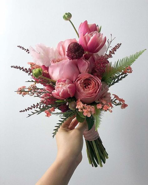 Colourful Bridal Bouquet, Small Bridal Bouquet, Prom Flowers Bouquet, Flower Bouquet Ideas, Small Bridal Bouquets, Small Wedding Bouquets, Prom Bouquet, Elegant Wedding Bouquets, Pink Flower Bouquet