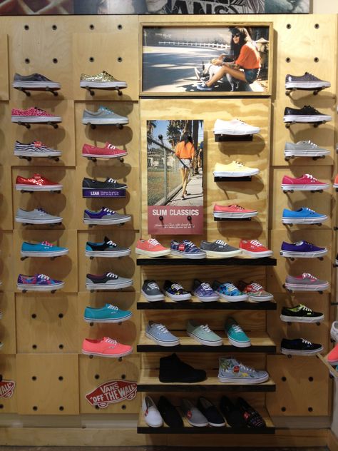 Vans store wall of shoes - easily done with pegboards  I so need like almost all of these!!!!! Vans Store Interior, Vans Display, Wall Of Shoes, Shoes Display, Shoe Store Design, Shoe Room, Shoe Wall, Wet Felting Projects, Vans Store