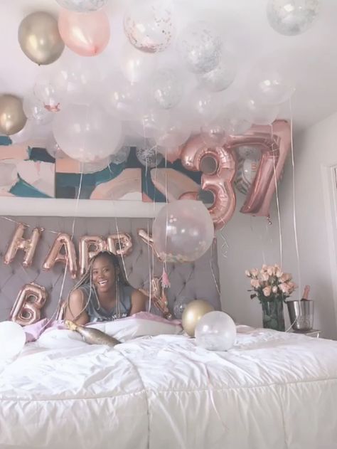 37th birthday photo. #birthday #birthdayideas #ballons  #rosegold #happybirthday 37 Birthday, 37th Birthday, Photo Birthday, Birthday Photo, Birthday Photos, New Room, House Warming, Party Ideas, Happy Birthday