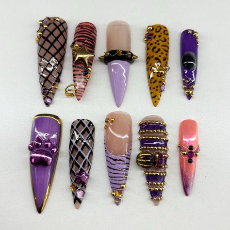 Nail set inspired by Clawdeen from monster high Clawdeen Nail Ideas, Monster High Nails Clawdeen, Clawdeen Nails, Clawdeen Aesthetic, Ariana Nails, Clawdeen Monster High, Monster High Accessories, Clown Nails, Monster High Nails