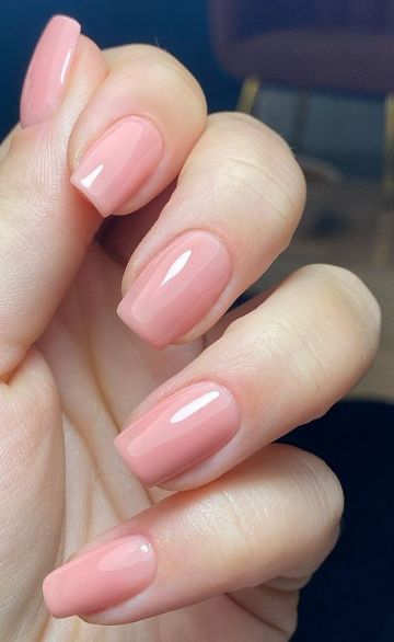 50+ Gorgeous Wedding Nails - Blush & Pearls Short Clean Nails Spring, Short Natural Pink Nails, Nude Rose Nails, Nude Pink Nails With Design, Nail Design Glitter, Bridesmaids Nails, Pink Nail, Bridal Nails, Minimalist Nails