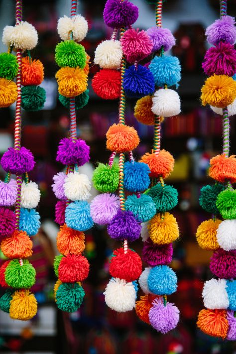 i suwannee: shopping in lima, peru Peru Party Decorations, Peruvian Decoration Ideas, Peru Decorations Ideas, Peru Decor, Peruvian Party, Peruvian Culture Aesthetic, Peru Wedding, Peru Art, Peruvian Textiles Decor