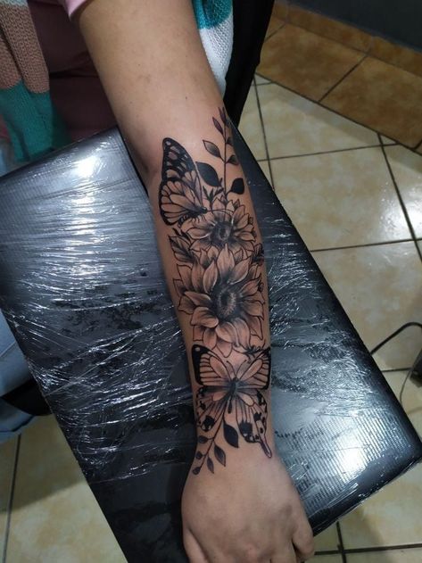 Arm Sleeve Tattoos For Women, Cowgirl Tattoos, Magic Runes, Hip Thigh Tattoos, Animal Tattoo Ideas, Pretty Hand Tattoos, Tattoos For Women Half Sleeve, Up Tattoo, Floral Tattoo Sleeve