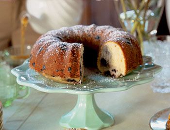 Blueberry-Buttermilk Bundt Cake: Recipe: bonappetit.com Peach Pound Cakes, Blueberry Bundt Cake, Peach Blueberry, Bundt Cake Recipe, Sour Cream Coffee Cake, Bundt Cakes Recipes, Blueberry Cake, Blueberry Recipes, Cupcake Cake