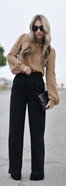 Tan Pants And Black Top Outfit, Black And Tan Outfits For Women, Cream And Black Outfits, Tan Outfits For Women, Tan And Black Outfit, Black And Tan Outfit, Tan Sweater Outfit, Black Top Outfit, Tan Outfit