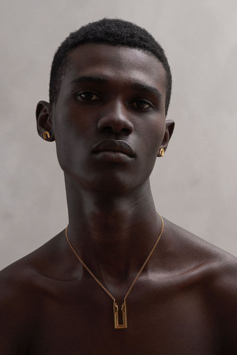 Mens Jewelry Aesthetic, Mens Fashion 1920s, Male Necklace, Male References, Model Portraits, 1920s Mens Fashion, Black Male Models, Mens Fashion Editorial, Jewelry Photoshoot