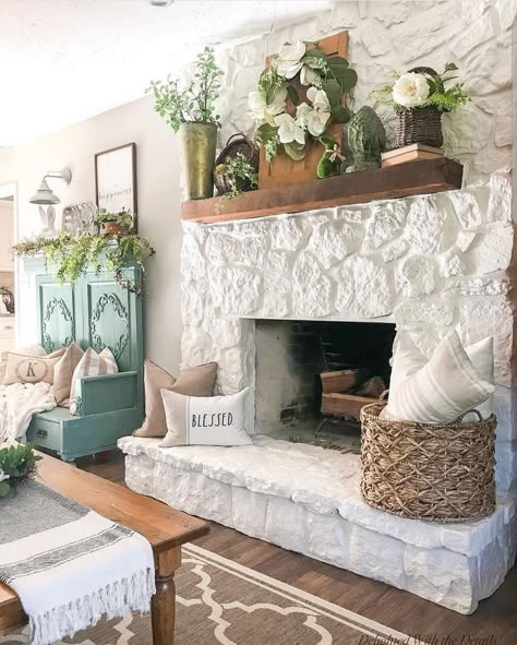 Fireplace Hearth Decor, Stone Fireplace Decor, Painted Stone Fireplace, White Stone Fireplaces, Hearth Decor, Rustic Stone Fireplace, Stone Fireplace Makeover, Home Gym Garage, Fireplace Mantle Decor