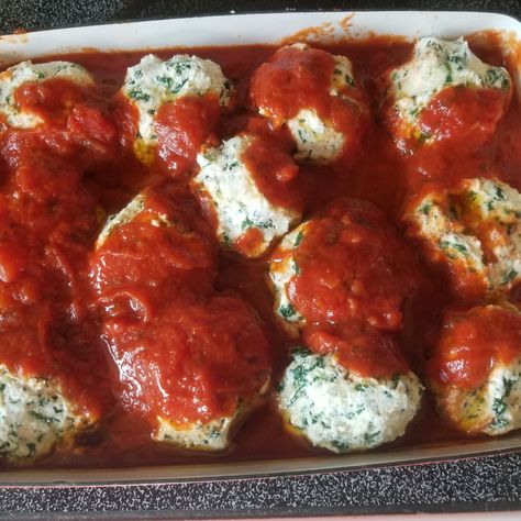 - Ricotta and Spinach Balls Ricotta Spinach Balls, Spinach Ricotta Meatballs, Ricotta Balls In Tomato Sauce, Spinach And Ricotta Balls, Spinach And Ricotta Rolls, Spinach Balls Recipe, Ricotta Balls, Spinach Meatballs, Ricotta Meatballs