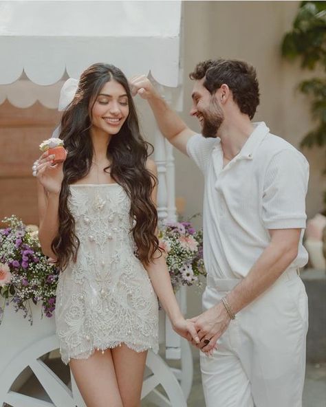 The Wedding Post on Instagram: "Bridal Brunch Look with boo for @alannapanday 🤍😍! #twiningandwinning 🔥.. 📷 @thehouseontheclouds HMU: @dollyouup_bys Outfit: @kimkassascouture . . . . . . #bridalbrunch #bridalmakeup #whitedress #indianbrides #alanapandey #ananyapandey #whiteparty #destinationwedding #christianwedding #bridalgoals #weddingbruch #whitedecor #whiteweddingdecor" Alanna Panday Wedding Outfit, Alanna Panday Wedding, Alanna Panday, Saree Hairstyles, White Bridal Shower, Pre Wedding Party, Wedding Couple Poses Photography, Picnic Wedding, Bridal Shower Brunch