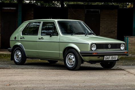 Vw Golf Aesthetic, Citi Golf, Mk 1 Golf, Bmw V8, Vw Golf Mk1 Cabriolet, Cars Volkswagen, Vw Mk1 Golf, Vw Golf Variant, New Car Smell