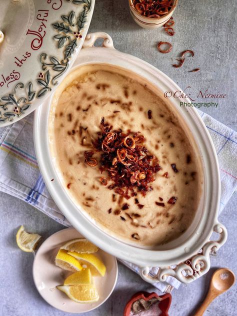 Egyptian Desserts, Egyptian Recipes, Armenian Food, Egyptian Wedding, Arabic Recipes, Creamy Pudding, Exotic Wedding, Egyptian Food, Natural Yogurt