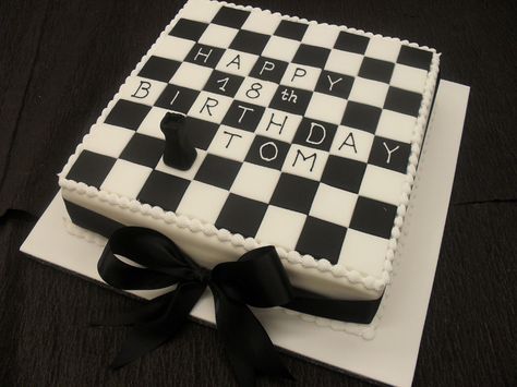 Chess Cake Design, Chess Cake, Cake Shops, Patterned Cake, Cake Delivery, Childrens Birthday Cakes, Painted Cakes, Cakes For Men, Novelty Cakes