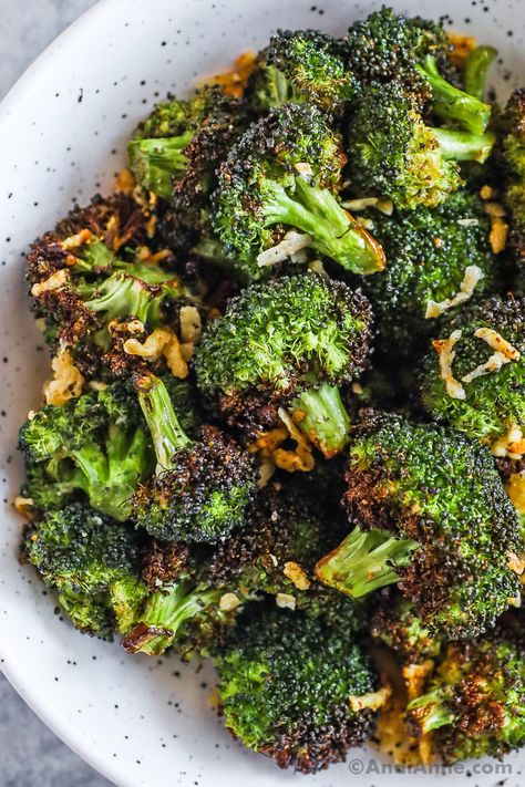 Air Fry Broccoli, Air Fryer Green Beans, Air Fryer Broccoli, Crispy Recipes, Air Fryer Pork Chops, Fried Broccoli, Ways To Cook Chicken, Vegetable Prep, Garlic Salmon