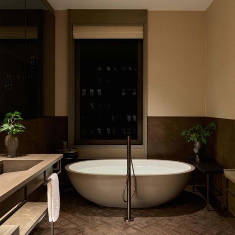 Aman New York, New York Bathroom, Aman Hotel, 2022 Picture, Hotel Floor, Counter Seating, Dining Table In Living Room, New York Pictures, Midtown Manhattan