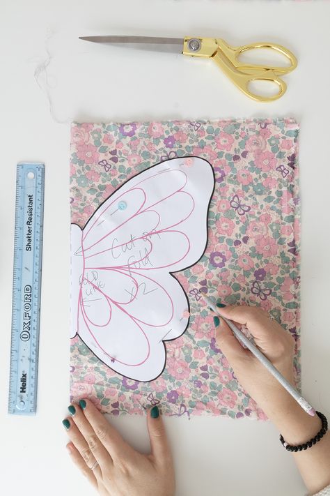 Quilted Fairy Wings Pattern, Butterfly Sewing Pattern Free, Sewn Butterfly Wings, Diy Butterfly Wings Fabric, Butterfly Pillow Pattern Sewing, Butterfly Pillow Pattern Free, Sewing Butterfly Wings, Butterfly Plush Pattern, Butterfly Stuffed Animal Pattern