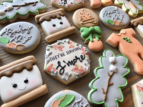 Camping Theme Food, Baby Shower Camping Theme, Smores Birthday Party, Little Pumpkin Baby Shower Theme, Smores Birthday, Diy Baby Shower Invitations, Campfire Cookies, Pumpkin Baby Shower Theme, Twin Baby Shower Theme