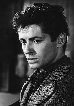 Farley GRANGER Farley Granger, Vintage Actors, I Am A Dreamer, Vintage Movie Stars, Classic Actors, Gorgeous Guys, Hollywood Men, Actors Male, Most Handsome Actors