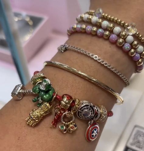 Marvel Pandora Bracelet, Marvel Pandora, Spiderman Things, Pandora Marvel, Pandora Bracelet Charms Ideas, Classy Acrylic Nails, Pandora Beads, Jewelry Aesthetic, Pandora Bracelet Charms