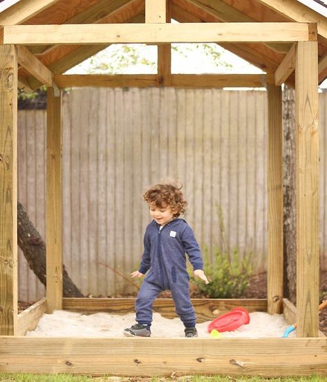 Sandbox Canopy, Cooking Shed, Daycare Backyard, Playset Backyard, Diy Sandbox With Cover, Deck Pergola Ideas, Sandbox With Cover, Rock Patio, Diy Woodwork Projects