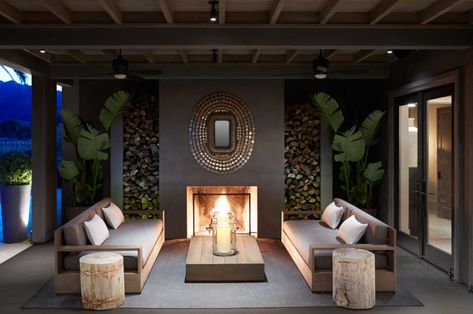 Inside the Incredible Home of Restoration Hardware CEO Gary Friedman | Airows Restoration Hardware Outdoor, Restoration Hardware Home, Farmhouse Patio, Wood Patio Furniture, Modul Sofa, Wood Patio, California Homes, Furniture Restoration, Outdoor Fireplace