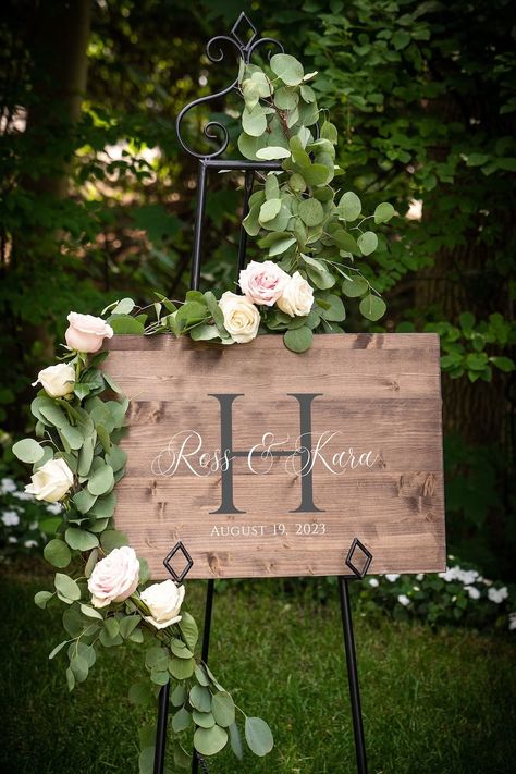 This Wedding Signs item by FARMandBARNdecor has 94 favorites from Etsy shoppers. Ships from Türkiye. Listed on May 28, 2024 Welcome Wedding Sign Entrance, Rustic Wedding Signs Entrance, Wedding Entrance Table, Wedding Decor Country, Country Wedding Signs, Green Wedding Centerpieces, Wedding Rehearsal Dinner Decorations, Wedding Entry, Wedding Entrance Sign