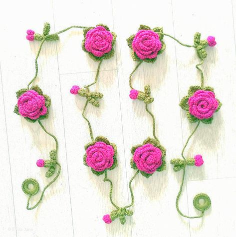 Rose Crochet Pattern Roundup! - AmVaBe Crochet Rose Crochet Pattern, Crochet Puff Flower, Crochet Garland, Rose Crochet, Crochet Rings, Crochet Flowers Free Pattern, 4mm Crochet Hook, Crocheted Flowers, Rose Garland