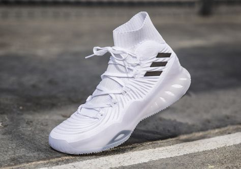 adidas puts Forged Primeknit into its new Crazy Explosive basketball shoe. Nice Shoes For Men, Best Sandals For Men, Girls Basketball Shoes, Futuristic Shoes, Best Basketball Shoes, Jordans Girls, Adidas Crazy, Adidas Basketball Shoes, Fashion Shoes Sneakers