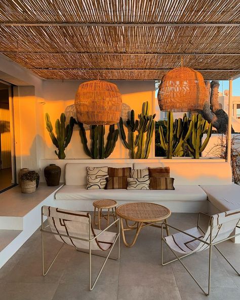 Boho Terrace Decor, Terracotta Terrace, Townhome Patio, Ibiza Style Interior, Summer Architecture, Dream Villa, Outdoor Restaurant Design, View Sunset, Terrace Decor