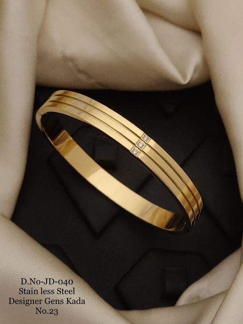 Bangle For Men Gold, Hand Kada Gold For Women, Gents Kada In Gold, Men Bangle Gold, Kada For Men, Mens Kada Design Gold, Gold Bangle For Men, Gold Kada For Men, Kada Design