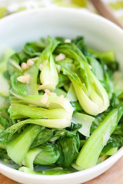 Sauteed Bok Choy with garlic and salt is the easiest way to cook bok choy. Book Choy, Boy Choy, Spiral Vegetable Recipes, Vegetable Korma Recipe, Fresh Vegetable Recipes, Yummy Vegetable Recipes, Vegetable Casserole Recipes, Healthy Vegetable Recipes, Vegetable Casserole