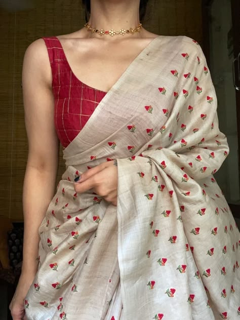 Tussar Silk – Margazhi Saree Looks, Simple Saree Designs, Fashionable Saree Blouse Designs, Fancy Sarees Party Wear, Traditional Indian Dress, Desi Fashion Casual, Indian Saree Blouses Designs, Simple Sarees, Indian Fashion Saree