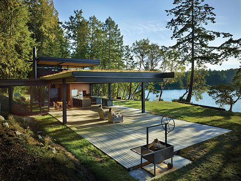 Olson Kundig, Landscape Stairs, Modern Floor Plans, Design Exterior, Waterfront Homes, Modern Houses, Green Roof, Glass House, Architectural Digest