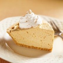 pumpkin ice cream pie Maple Cream Pie, Pumpkin Ice Cream Pie, Banana Foster Ice Cream, Pumpkin Chiffon, Pumpkin Chiffon Pie, Dessert Mix, Chiffon Pie, Ice Cream Pie Recipe, Pumpkin Pie Ice Cream