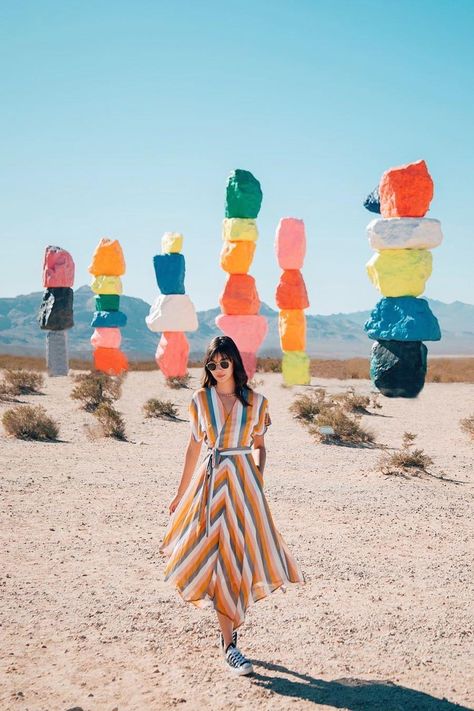 Seven Magic Mountains Photo Ideas, 7 Magic Mountains Las Vegas, Magic Mountains Las Vegas, 7 Magic Mountains, Cali Outfits, Vegas Pics, Vegas Fits, Southwest Aesthetic, Grand Canyon Pictures