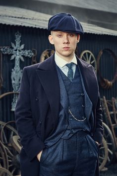 John Shelby | Peaky Blinders Wiki | Fandom John Shelby Peaky Blinders, Peaky Blinders Shelby, Peaky Blinders Actors, Costume Peaky Blinders, Gangster Suit, Peaky Blinders Costume, John Shelby, Suit Overcoat, Gangster Party