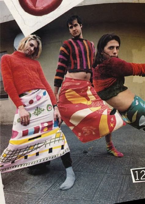 Nirvana In Dresses, Nirvana Pictures, Mademoiselle Magazine, Feminist Fashion, Funny Photos Of People, Donald Cobain, Kaptan Jack Sparrow, Krist Novoselić, Todd Oldham