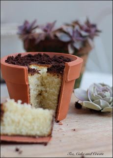 Tea, Cake & Create: Terracotta Pot Plant and Succulent Cake Plant Cakes Ideas, Flower Pot Cake, Deco Cupcake, Pot Cake, Succulent Cupcakes, Succulent Cake, Pot Cakes, Fiesta Cake, Funny Birthday Cakes