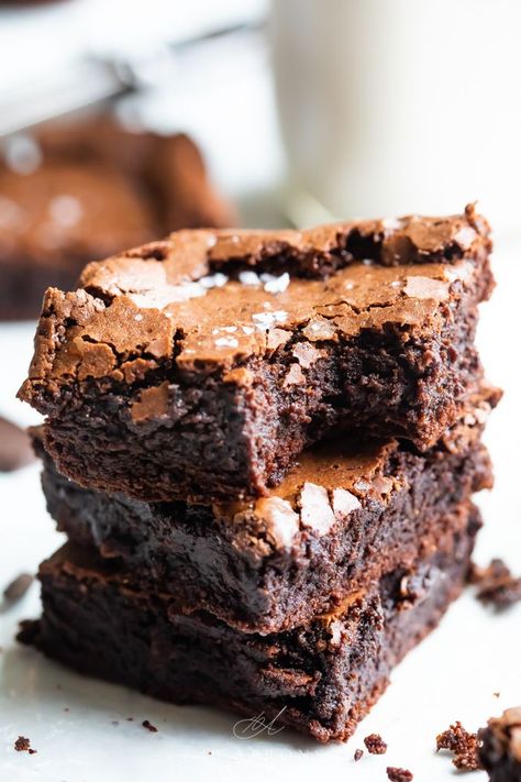 Brownies Fudgy, Paleo Brownies, Dessert Halloween, Paleo Recipes Dessert, Paleo Baking, Slow Cooker Desserts, Paleo Sweets, Gluten Free Brownies, Delicious Brownies