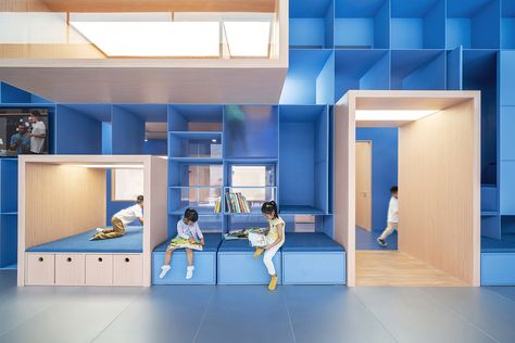 English Center, Xiamen China, School Interior, Kids Library, Architecture Magazines, Design Master, Chinese Architecture, Classroom Walls, Design Del Prodotto